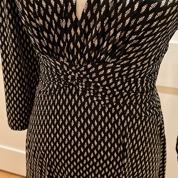 Dress - Picture 3 of 6